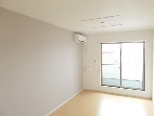 �y���ԁE���r���O�z�@