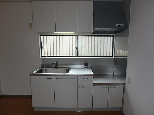 �y�L�b�`���z�@