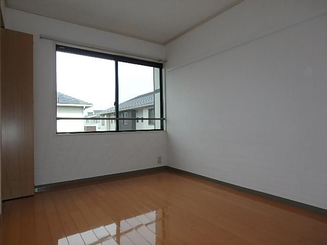 �y�Q���z�@