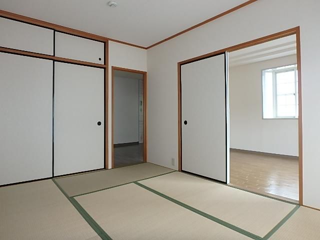 �y�Q���z�@