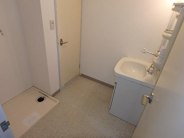 �y���ʏ��z�@