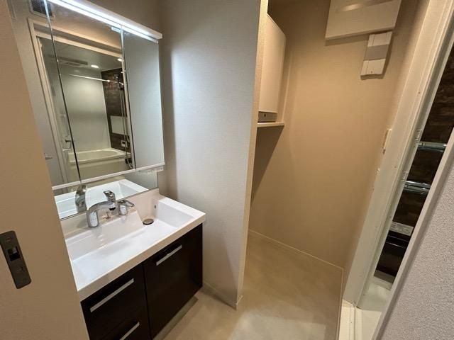 �y���ʏ��z�@