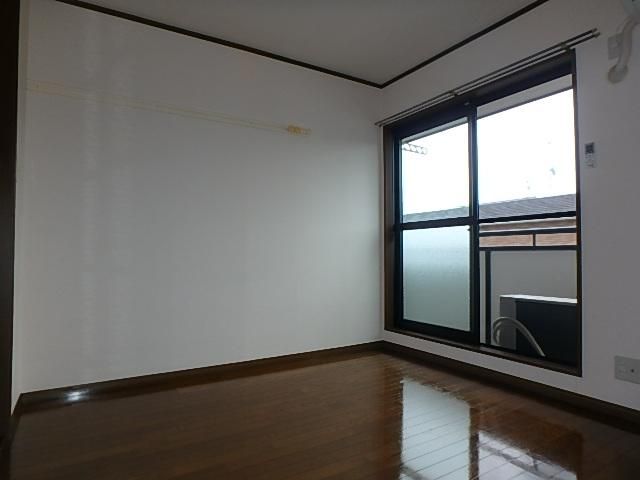 y̑EXy[Xz@