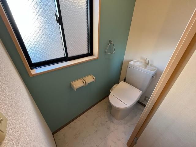 �y�g�C���z�@