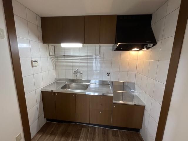 �y�L�b�`���z�@