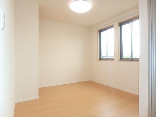 �y���̑������E�X�y�[�X�z�@