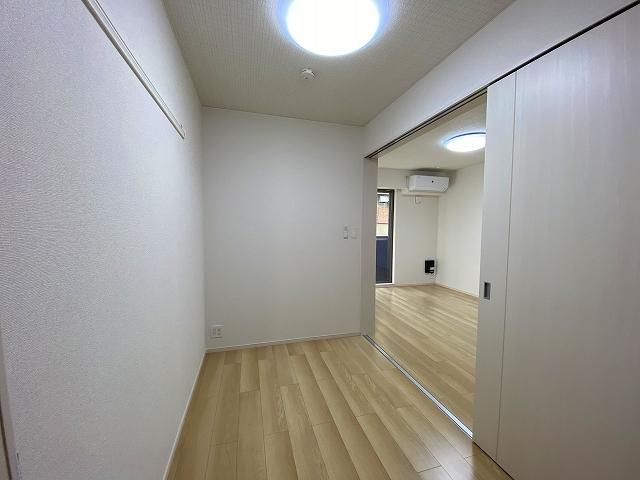 �y�Q���z�@