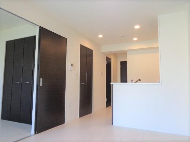 �y���ԁE���r���O�z�@