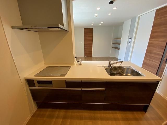 �y�L�b�`���z�@