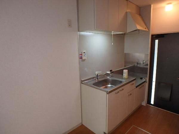 �y�L�b�`���z�@