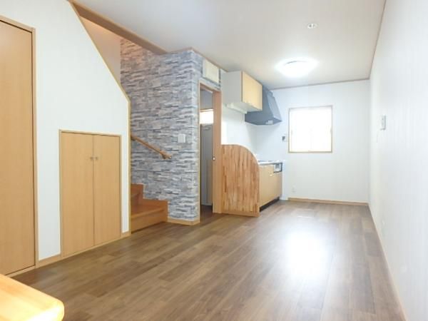 �y���ԁE���r���O�z�@