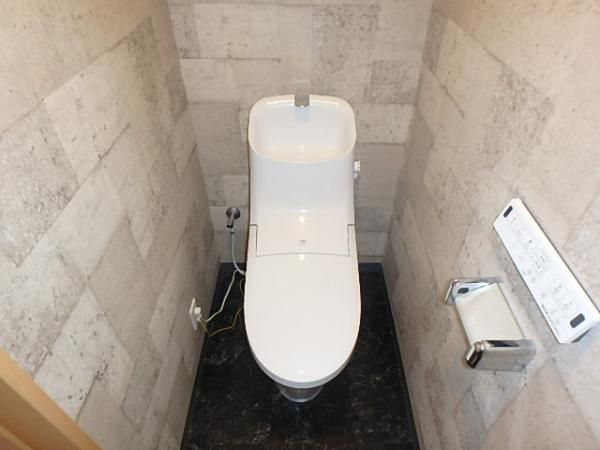 �y�g�C���z�@