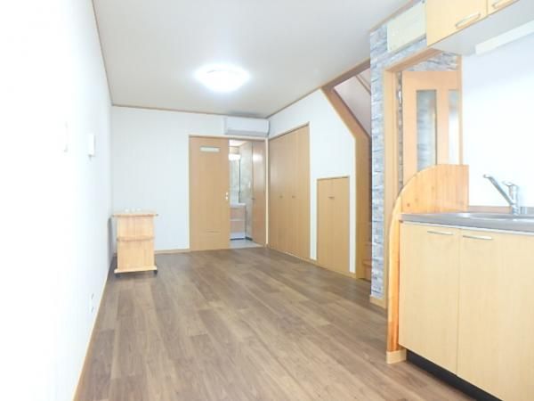 �y�����E���r���O�z�@