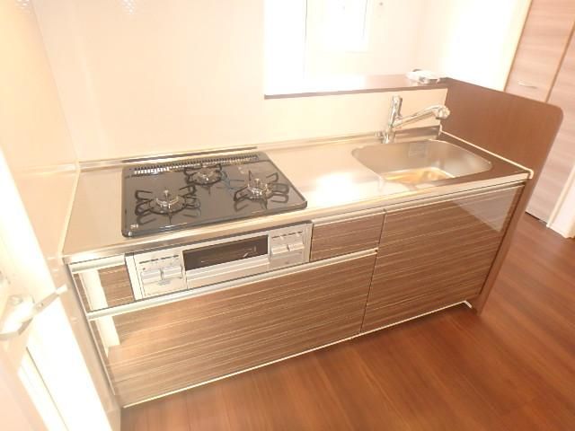 �y�L�b�`���z�@