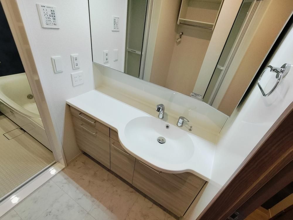 �y���ʏ��z�@