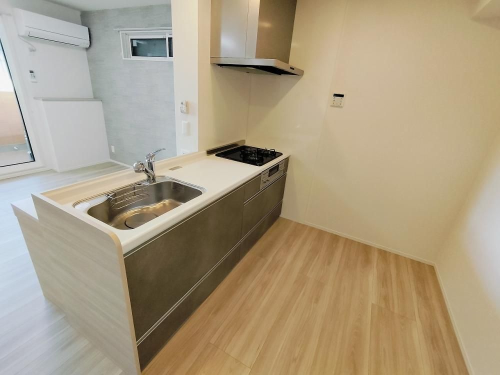 �y�L�b�`���z�@