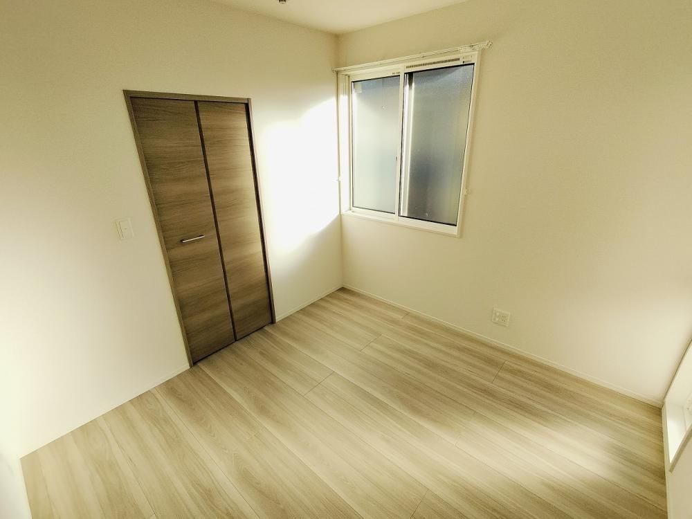 �y���̑������E�X�y�[�X�z�@