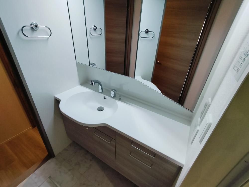 �y���ʏ��z�@