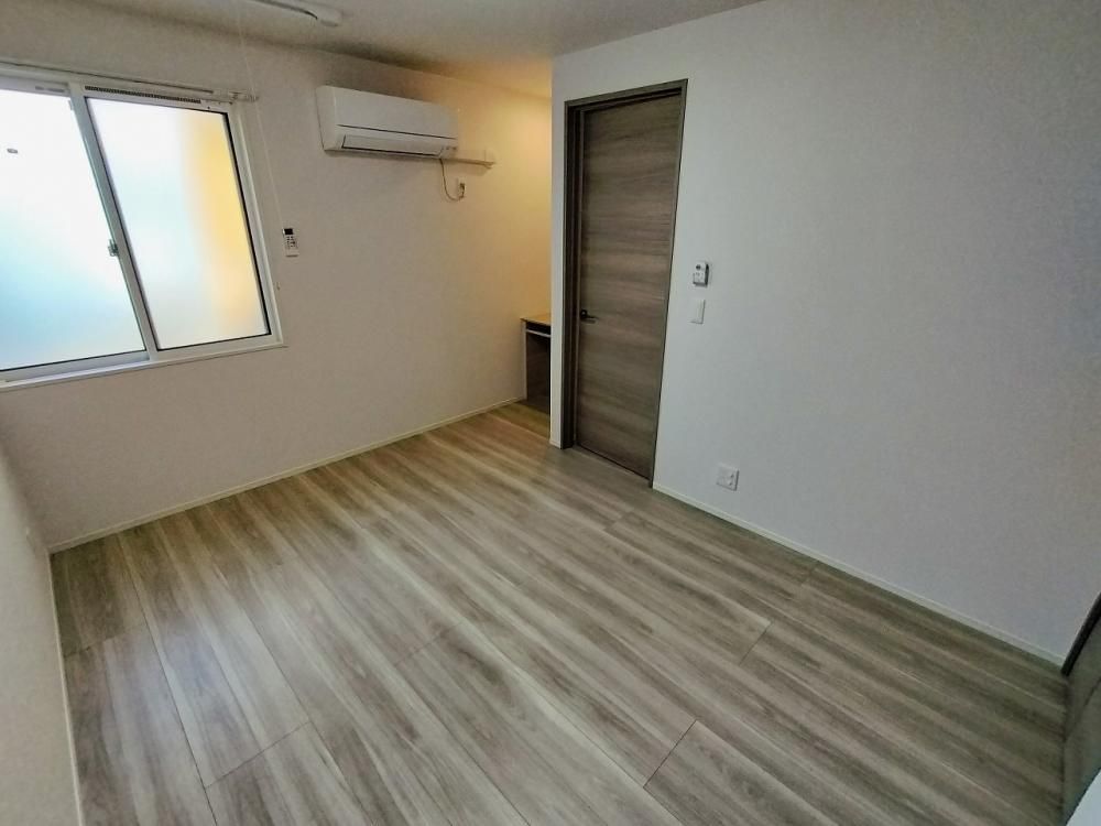 �y���̑������E�X�y�[�X�z�@