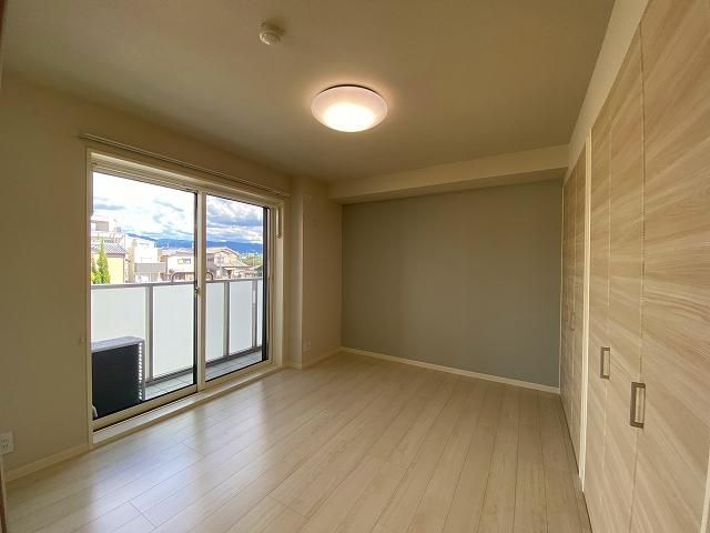 �y���̑������E�X�y�[�X�z�@