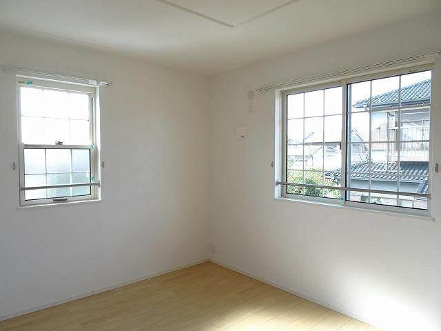 �y���̑������E�X�y�[�X�z�@