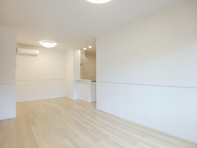 �y���ԁE���r���O�z�@