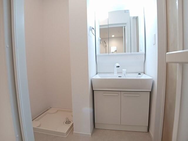 �y���ʏ��z�@