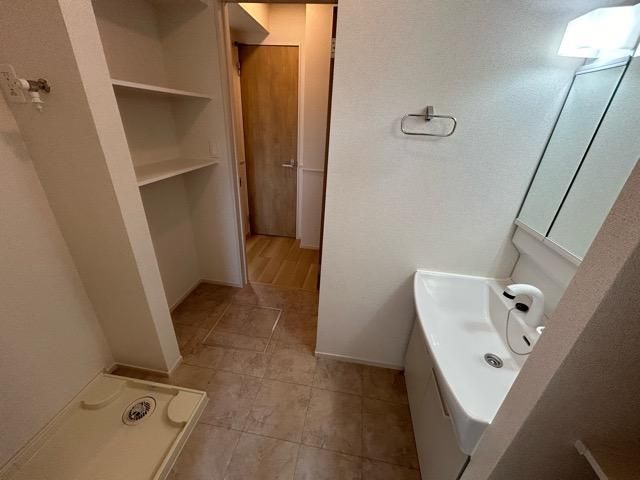 �y���ʏ��z�@