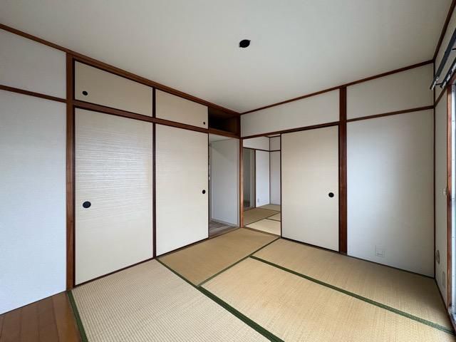 �y�Q���z�@