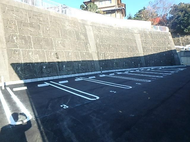 yԏz@