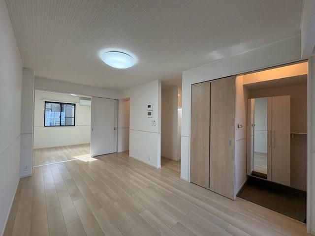 �y���ԁE���r���O�z�@