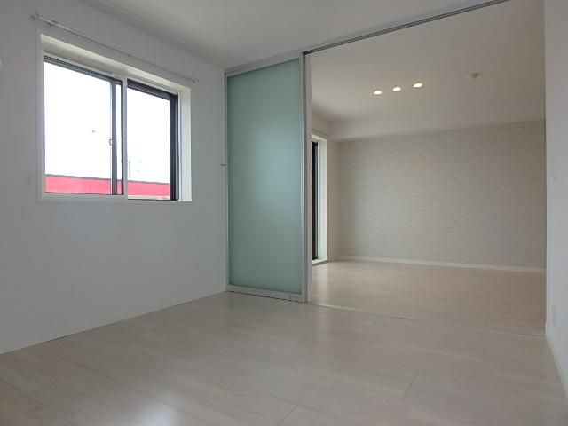 �y���̑������E�X�y�[�X�z�@