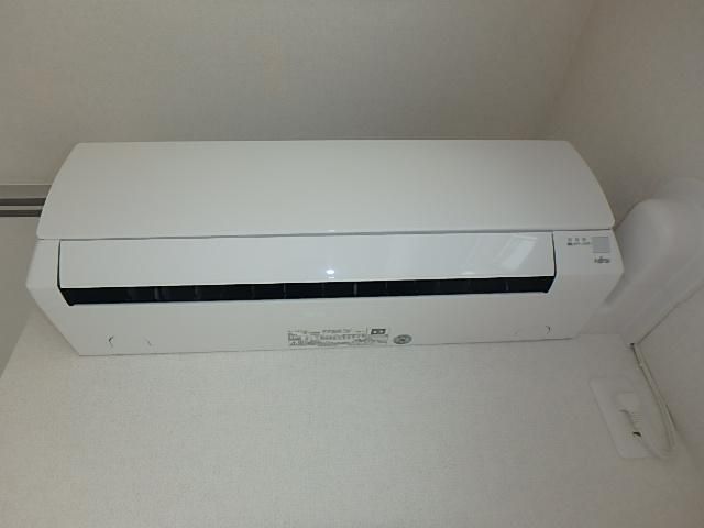 �y���̑��ݔ��z�@