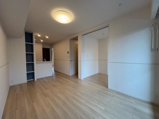 �y���ԁE���r���O�z�@