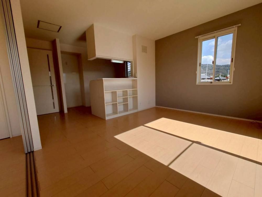 �y���ԁE���r���O�z�@