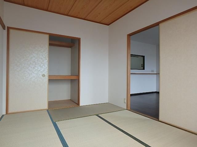 �y�Q���z�@