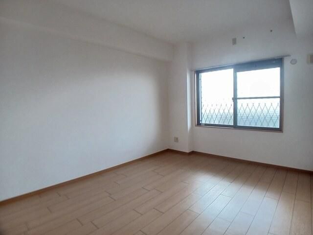 �y���̑������E�X�y�[�X�z�@