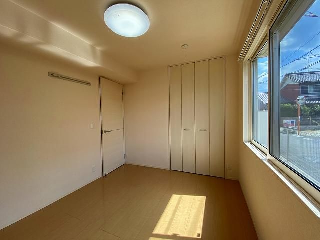 �y�Q���z�@