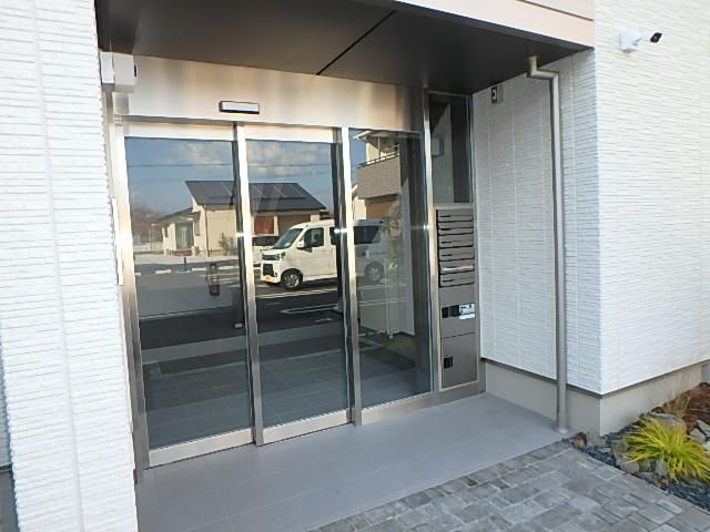 �y�G���g�����X�z�@