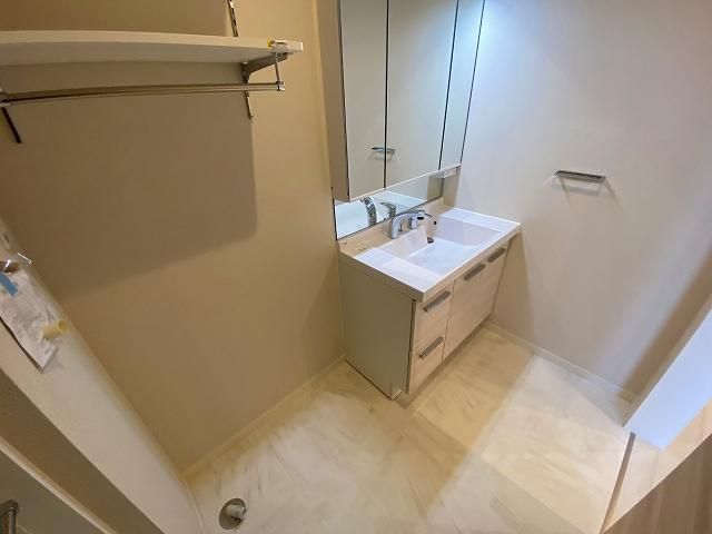 �y���ʏ��z�@