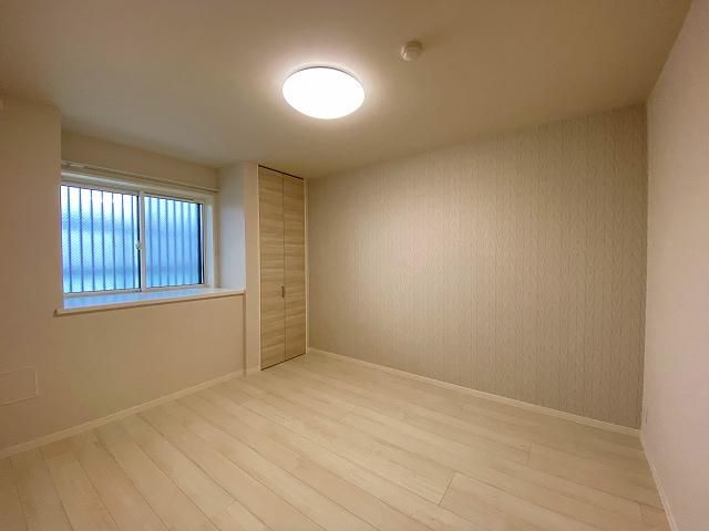 �y�q�������z�@