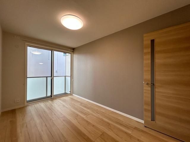 �y�Q���z�@