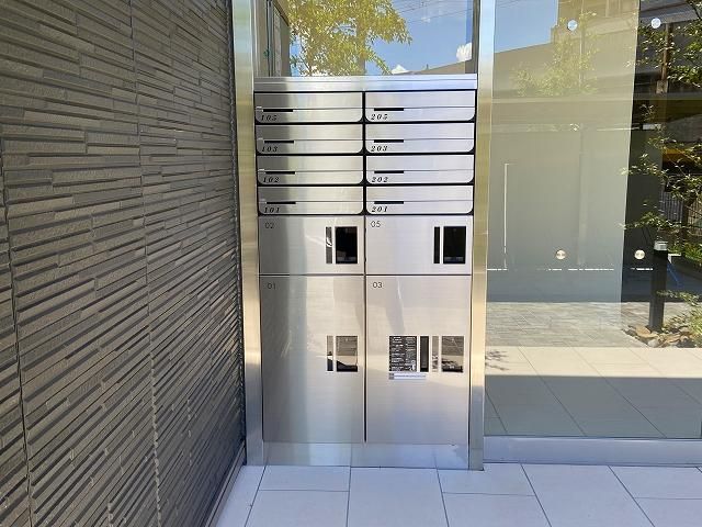 �y�G���g�����X�z�@