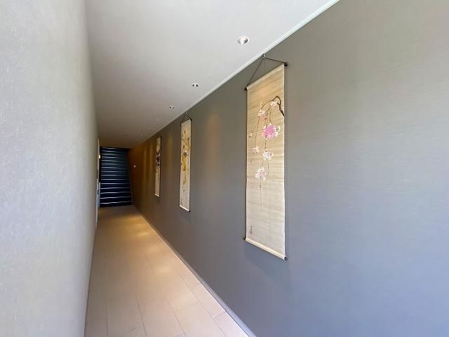 �y�G���g�����X�z�@