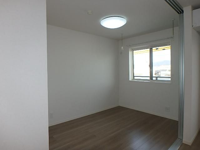 �y�q�������z�@