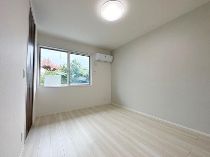 �y���̑������E�X�y�[�X�z�@