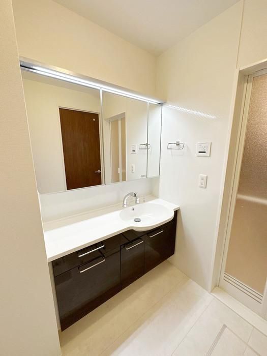 �y���ʏ��z�@