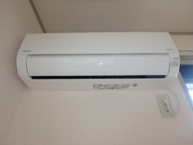 �y���̑��ݔ��z�@