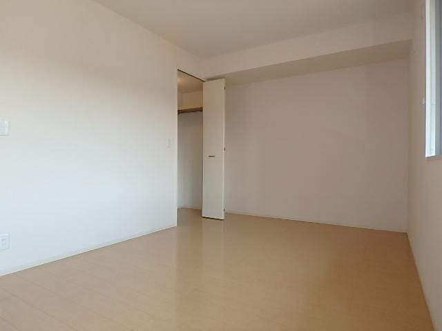 �y�Q���z�@