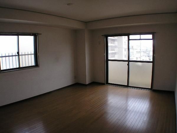 �y���̑������E�X�y�[�X�z�@